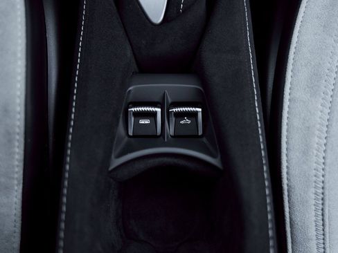 Used 2024 McLaren 750S Spider image 62