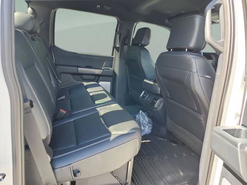 New 2025 Ford F150 Lariat w/ Equipment Group 502A High image 17