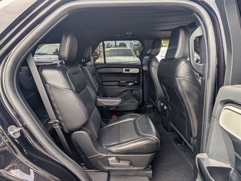 Used 2023 Ford Explorer ST w/ Equipment Group 401A AWD/4WD image 18