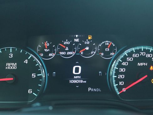 Used 2018 Chevrolet Tahoe Premier image 34