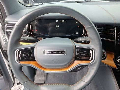 Used 2023 Jeep Grand Wagoneer Series II image 20