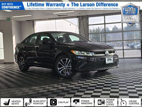 Used 2025 Volkswagen Jetta Sport image 1