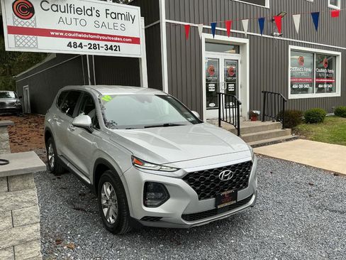 Used 2019 Hyundai Santa Fe SE AWD/4WD image 3
