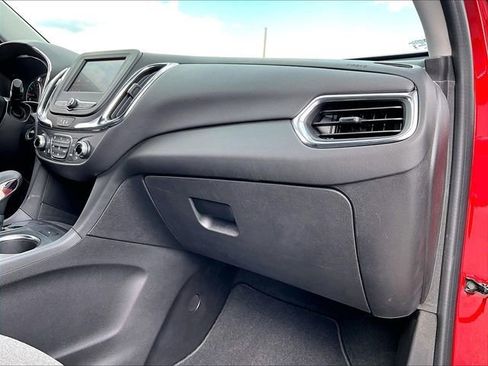 Used 2023 Chevrolet Equinox LT image 13