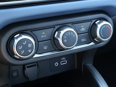 New 2025 Nissan Versa SV w/ Trunk Package image 12