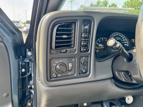 Used 2007 Chevrolet Silverado 2500 LT w/ Heavy-Duty Power Package AWD/4WD image 21