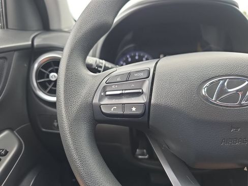 Used 2022 Hyundai Kona SE FWD image 20