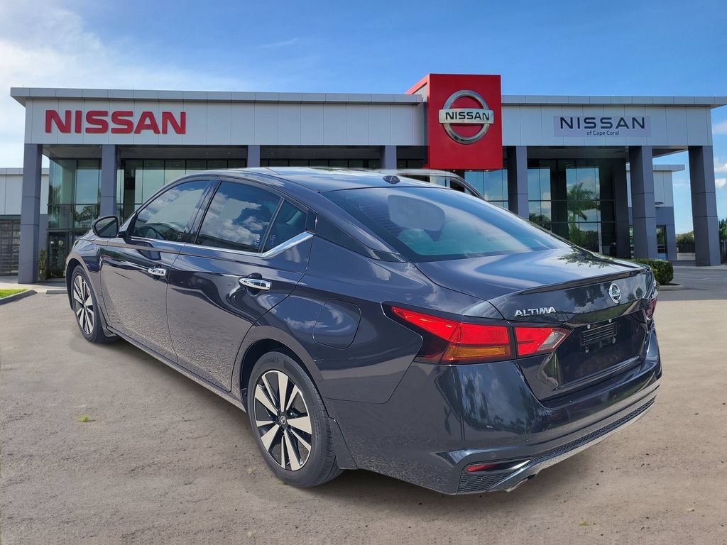 Used 2019 Nissan Altima 2.5 SV FWD image 4