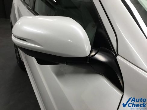 Used 2021 Honda HR-V EX-L image 16
