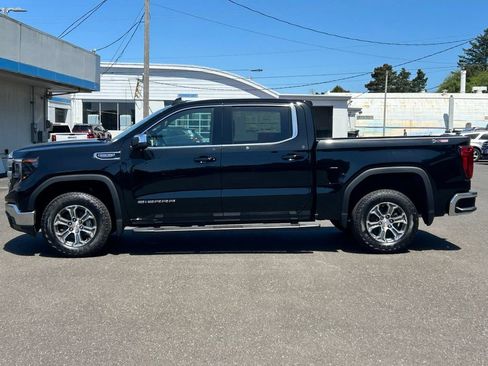 New 2026 GMC Sierra 1500 SLE w/ X31 Off-Road Package AWD/4WD image 7