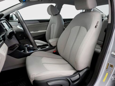 Used 2018 Hyundai Sonata SE FWD image 10