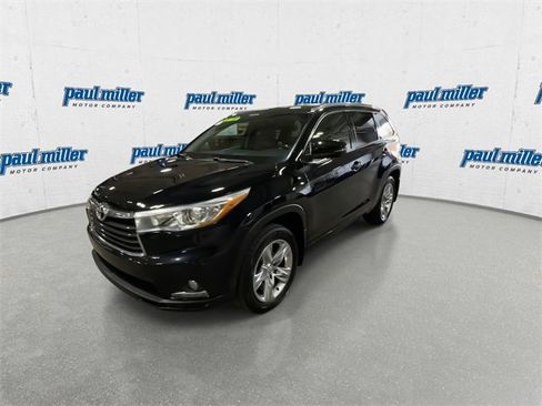 Used 2015 Toyota Highlander Limited image 5