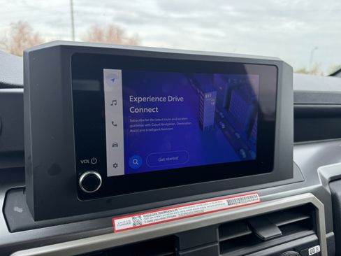 Certified 2025 Toyota Tacoma SR5 image 24