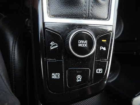 Used 2023 Kia Sportage EX image 25