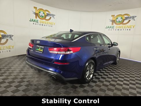 Used 2019 Kia Optima LX FWD image 9