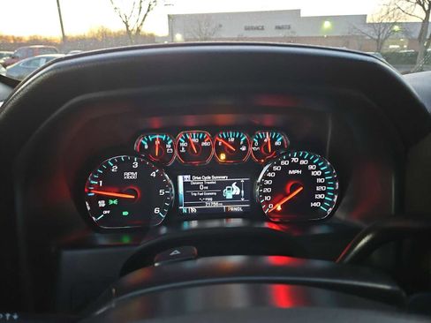 Used 2018 GMC Sierra 1500 SLT w/ Enhanced Driver Alert Package image 31