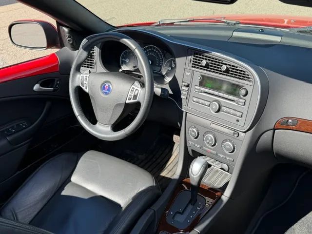 Used 2011 Saab 9-3 Aero FWD image 26