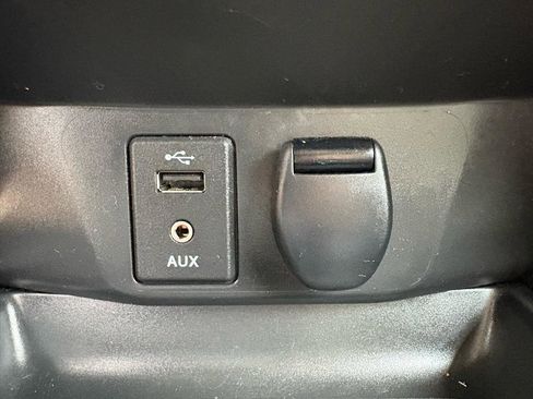 Used 2017 Nissan Rogue Sport SV w/ SV All-Weather Package image 45