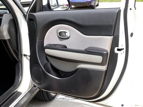 Used 2017 Kia Soul w/ Convenience Package FWD image 50