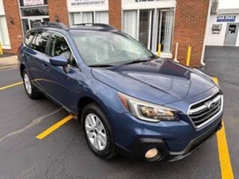Used 2019 Subaru Outback 2.5i Premium AWD/4WD image 4