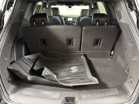 Certified 2023 Buick Enclave Avenir w/ Avenir Technology Package FWD image 17