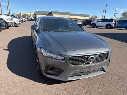 Used 2020 Volvo S90 T6 R-Design w/ Advanced Package image 3