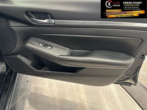 Used 2022 Nissan Altima 2.5 SV image 67