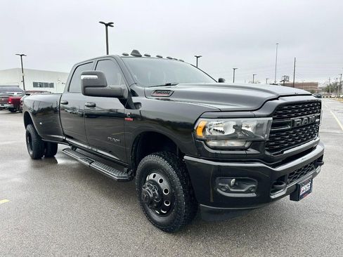 Used 2024 RAM 3500 Big Horn w/ Night Edition image 8