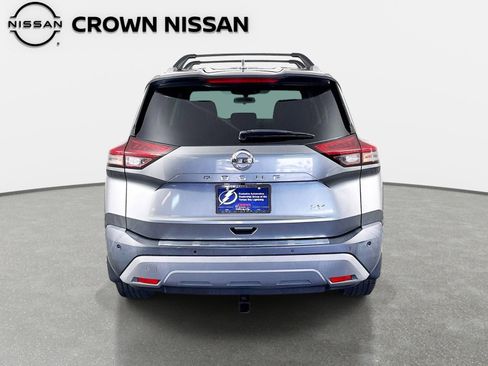 Certified 2021 Nissan Rogue SV w/ Premium Package FWD image 6