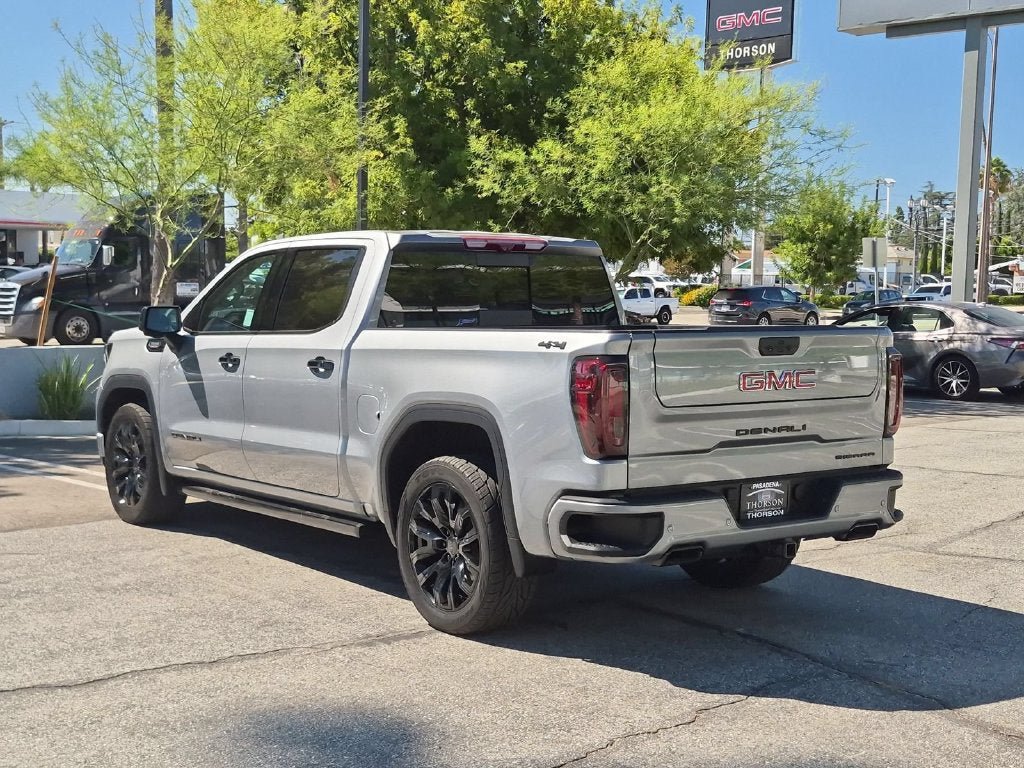 Used 2023 GMC Sierra 1500 Denali w/ Denali Reserve Package AWD/4WD image 5
