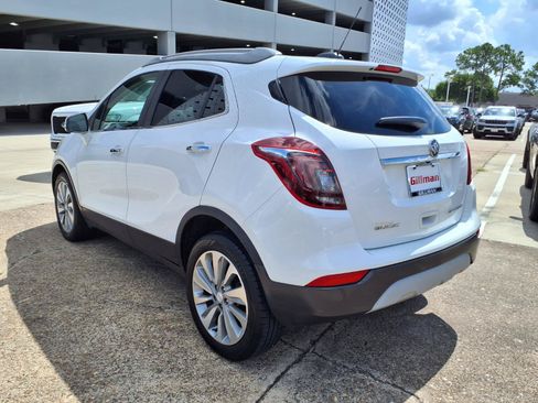 Used 2018 Buick Encore Preferred FWD image 4