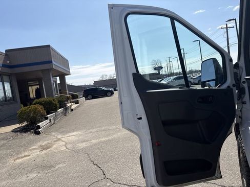 Certified 2023 Ford Transit 250 Medium Roof image 21