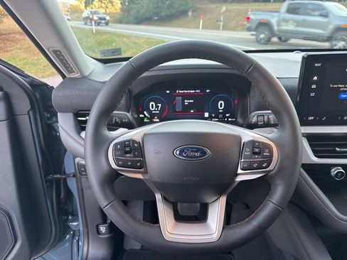 New 2026 Ford Explorer Active image 16