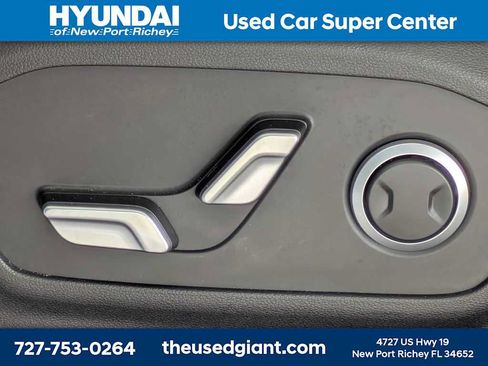Used 2024 Hyundai Santa Fe SEL FWD image 26