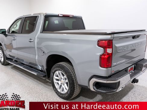 Used 2026 Chevrolet Silverado 1500 LT w/ Z71 Off-Road Package AWD/4WD image 3