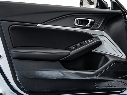 New 2026 Acura Integra FWD image 17