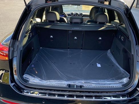 Certified 2025 Mercedes-Benz GLC 300 4MATIC image 10