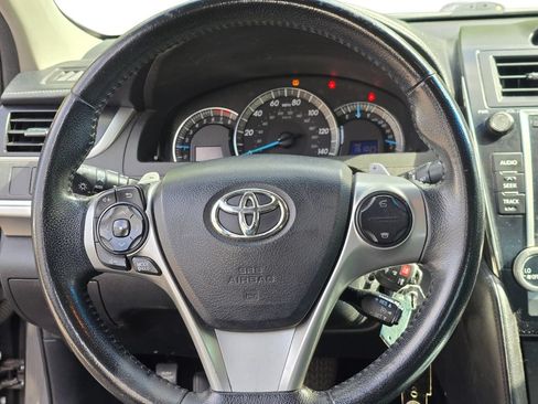 Used 2013 Toyota Camry SE FWD image 14