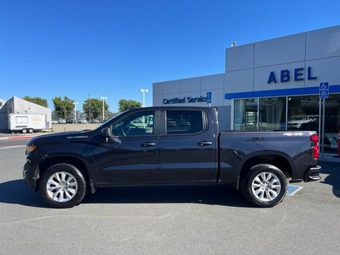 Used 2022 Chevrolet Silverado 1500 Custom AWD/4WD image 10