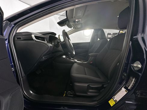 Used 2025 Toyota Corolla LE w/ Carpet Mat Package (TMS) FWD image 13