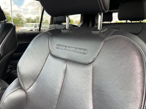 Used 2022 Jeep Grand Cherokee L Overland w/ Luxury Tech Group IV image 62