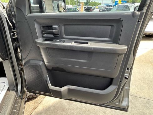Used 2011 RAM 1500 ST w/ SXT Appearance Group AWD/4WD image 16