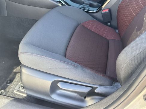 Certified 2025 Toyota Corolla SE image 18