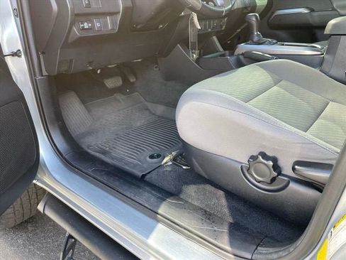 Used 2022 Toyota Tacoma SR5 image 29