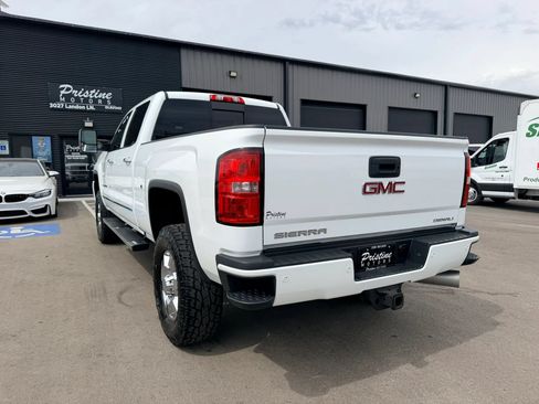 Used 2016 GMC Sierra 3500 Denali w/ Duramax Plus Package AWD/4WD image 6