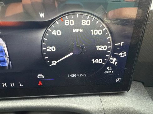 Used 2024 Ford Mustang Coupe RWD image 12
