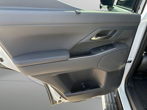 Used 2024 Lexus GX 550 550 Luxury w/ Accessory Package (Z1) image 15