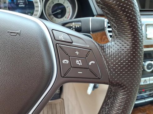 Used 2014 Mercedes-Benz E 350 4MATIC Sedan image 22