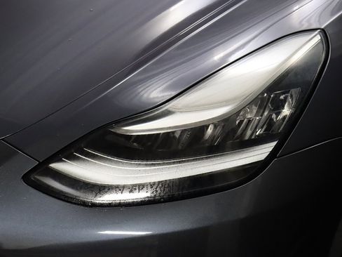 Used 2023 Tesla Model Y Long Range image 4