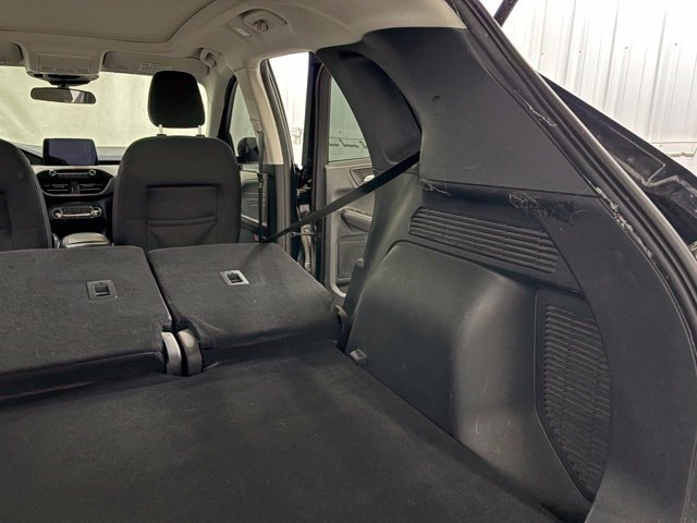Used 2021 Ford Escape SE w/ Cold Weather Package FWD image 14
